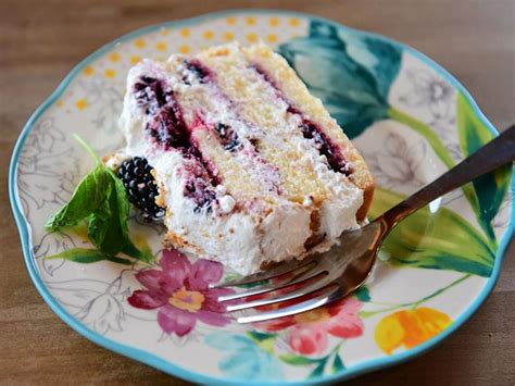 Blackberry Icebox Cake Recipe | Ree Drummond | Food Network