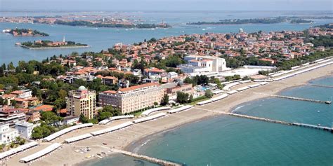 Lido di Venezia ferie | Book hotel / feriebolig her