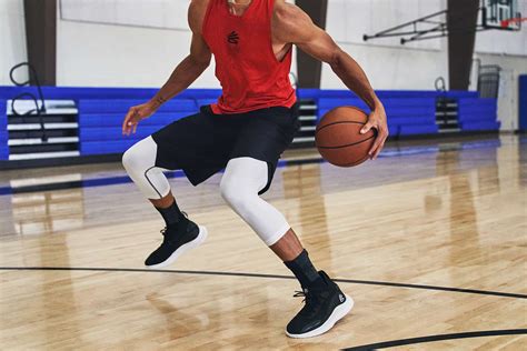 Under Armour Curry Flow 8 Basketball Shoes - Cross Train Clothes