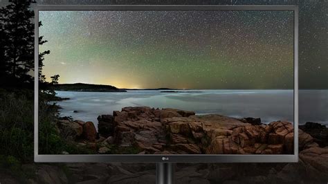 LG's 32-Inch OLED Monitor Now On Sale, For $4000 | Tom's Hardware