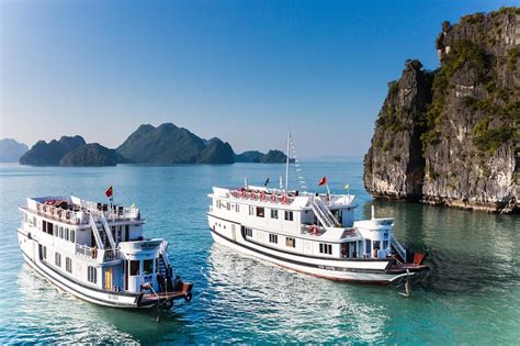How to Choose a Cruise: The 5 Best Cruise Lines in Halong Bay