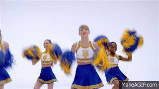 Taylor Swift - Shake It Off on Make a GIF