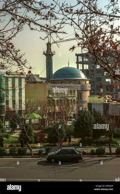 Al mahdi mosque hi-res stock photography and images - Alamy