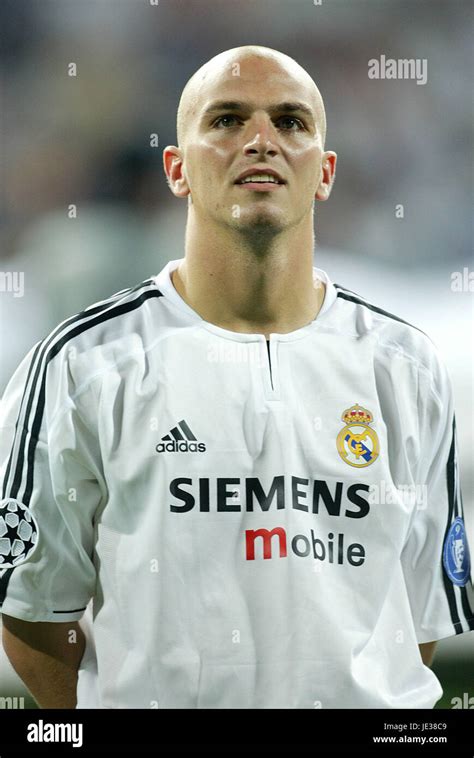 ESTEBAN MATIAS CAMBIASSO REAL MADRID CF SANTIAGO BERNABEU MADRID SPAIN 16 September 2003 Stock ...