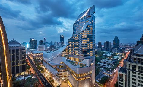 Central Embassy | Shopping in Phloen Chit, Bangkok