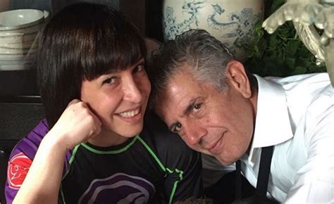 Anthony Bourdain, Ottavia Busia separate – reports