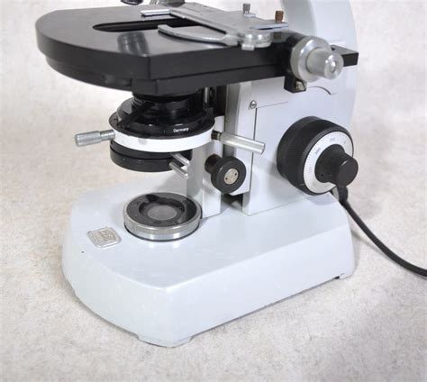 Carl Zeiss discussion microscope - Gemini BV