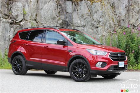 2017 Ford Escape SE is an able, modern road companion | Car News | Auto123