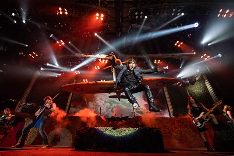 Concert review: Iron Maiden – darkadaptedeye