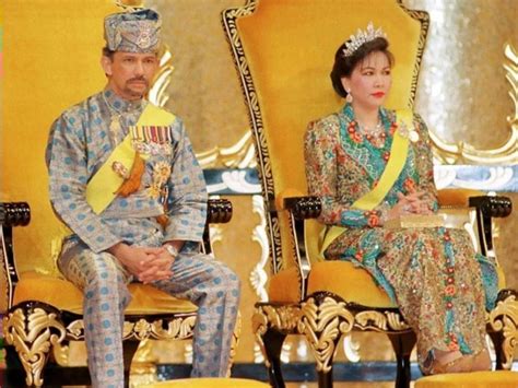 World’s richest men: Sultan of Brunei leads a lavish life | news.com.au ...