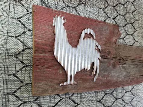 Galvanized Rooster on Barn Wood Wall Art Farmhouse decor | Etsy ...