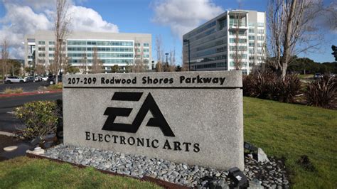 EA Sports and EA Games Are Splitting Up | PCMag