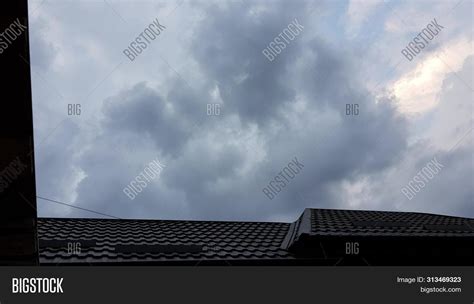 Dark Gloomy Sky Clouds Image & Photo (Free Trial) | Bigstock