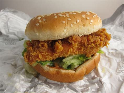 Review: KFC - Zinger Chicken Sandwich