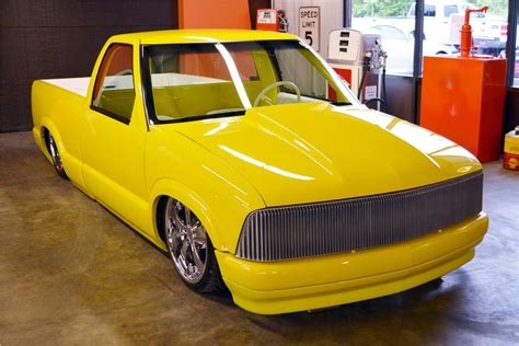 1997 CHEVROLET S-10 CUSTOM PICKUP