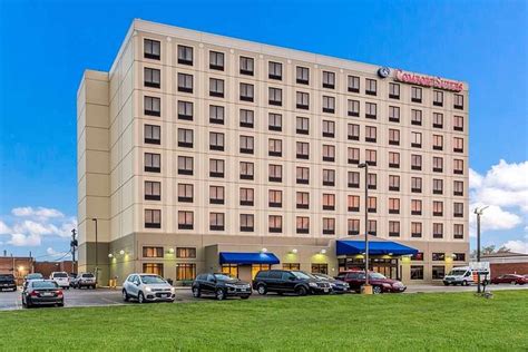 COMFORT SUITES CHICAGO O'HARE AIRPORT - Updated 2024 Prices & Hotel Reviews - Schiller Park, IL