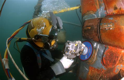 Techniques in Underwater Welding - Harris Gas-Sacramento Medical Gases | Welding Supplies ...