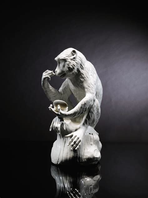 RARE WHITE PORCELAIN MEISSEN MONKEY AT SOTHEBY’S « antiquesandartireland.com