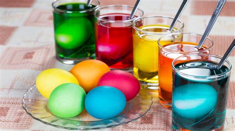 5 Theories About Why We Dye Eggs for Easter | Mental Floss