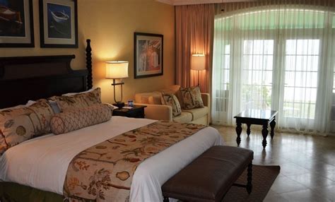 Accommodations - Old Bahama Bay Resort & Yacht Harbour Luxury beach ...