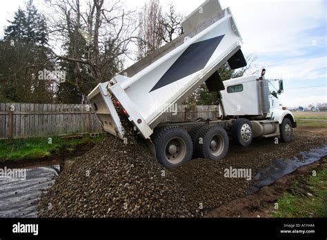 how much does a dump truck load of gravel cost ontario - Estefana Carden