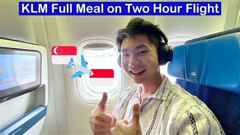 KLM 777-300ER ECONOMY Class: Singapore to Bali - YouTube