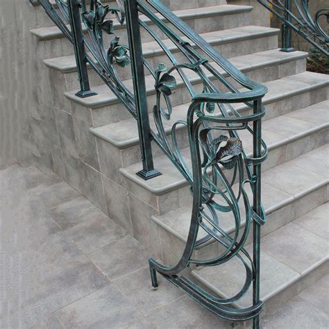 5 Common Handrail Materials - House Integrals