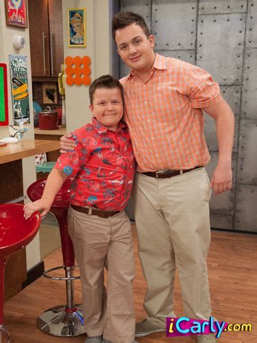 Gibby! And Guppy!! I wonder if they are acually related | Icarly and ...