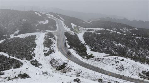 Heavy Snow, Rain Hits Southern California; Major Roads Closed Due to Blizzard - News18