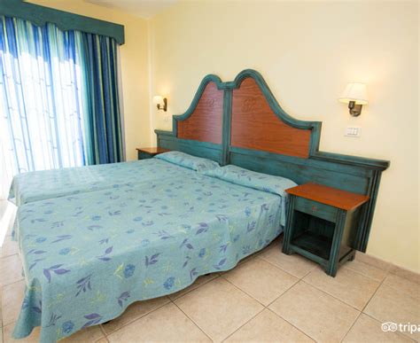 GRANADA PARK APARTMENTS - Updated 2018 Prices & Condominium Reviews (Tenerife/Los Cristianos ...