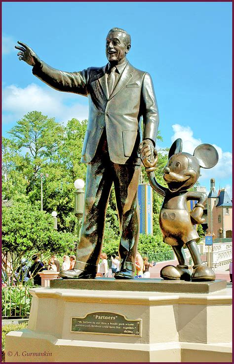 Walt Disney Sculpture