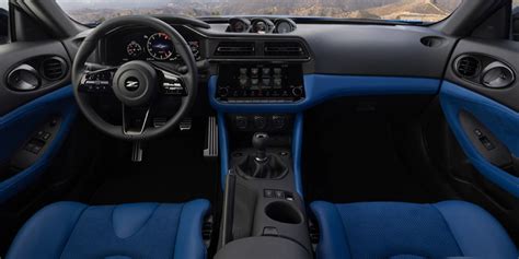 2023 Nissan Z Interior Features︱Tom Peacock Nissan