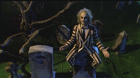 Beetlejuice: How Tim Burton's Comedy Tapped into His Own Fears | Collider