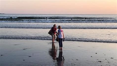 Lahinch Beach (Ireland): Top Tips Before You Go with 137 photos - TripAdvisor