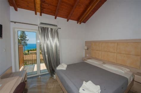 Blue Princess Beach Hotel & Suites (Corfu) | Bookgreece.com