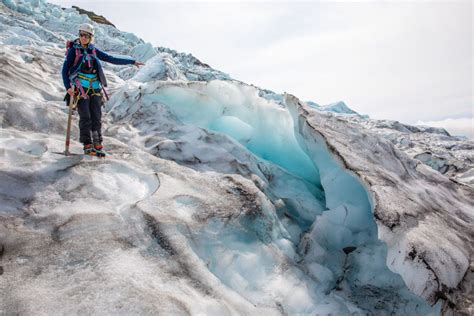 Best Iceland Glacier Hikes: Helpful Tips, Photos & Tour Options – Earth Trekkers