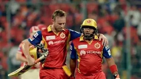 Sarfaraz Khan reveals AB de Villiers' million-dollar praise | Crickit