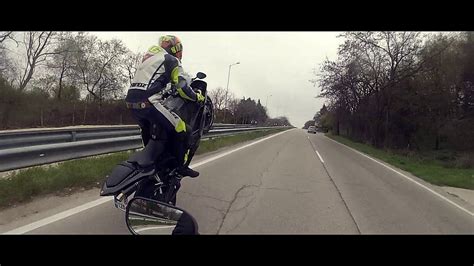 Yamaha R1 Wheelie - YouTube