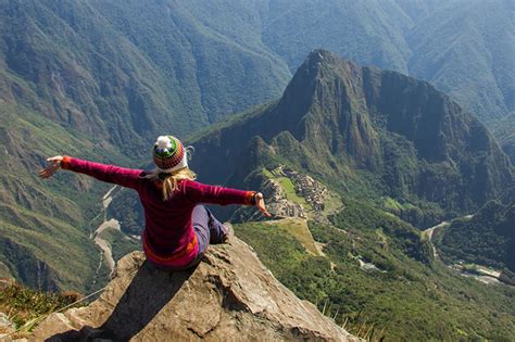 Difference between Huayna Picchu and Machu Picchu mountain