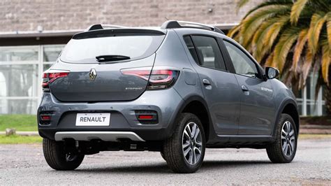 Fora de linha no Brasil, Renault Sandero chega à linha 2023 na Argentina