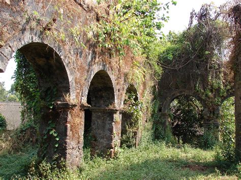 Ruins of Ghodbunder fort | Ghodbunder fort in Thane district… | Flickr