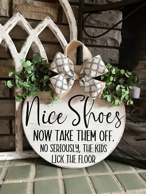 Take off Your Shoes Door Sign / Round Wooden Door Hanger / - Etsy