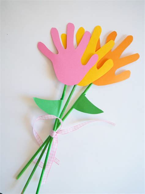 Mother's Day Craft: Easy Hand Shaped Flower Bouquet - The Chirping Moms | Preschool crafts ...