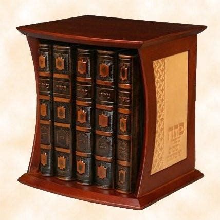 Antique Binded Cased Machzorim Prayer Book Set - Books - Set M. – ahuva.com