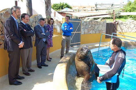 Junta y Parques Reunidos se unen para reforzar la promoción del segmento de ocio en España y ...