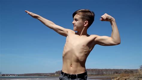 Amazing Kid Bodybuilder Flexing At Lake And Showing His Progress# Part_7 - YouTube