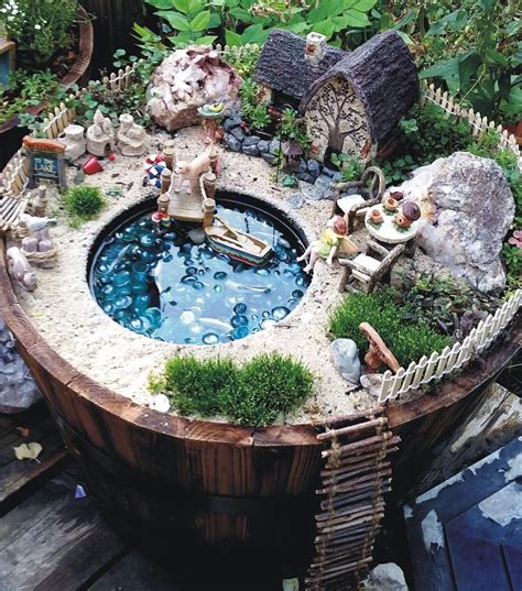 Fairy Garden Number Three - Welcome to the Lake | Jardins miniatures, Jardin de fées, Jardin ...