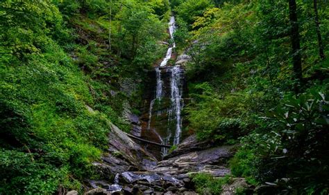 15 Best Waterfalls Near Asheville (By a Local)