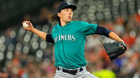 Mariners score 7 in the 8th to cap a 13-1 win over the Orioles | king5.com