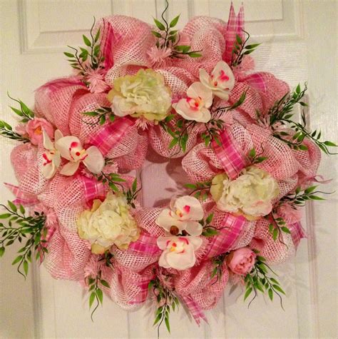 Pin by Gina2073 on Gina's Creations | Deco mesh wreaths tutorials, Wreaths, Summer deco mesh wreaths